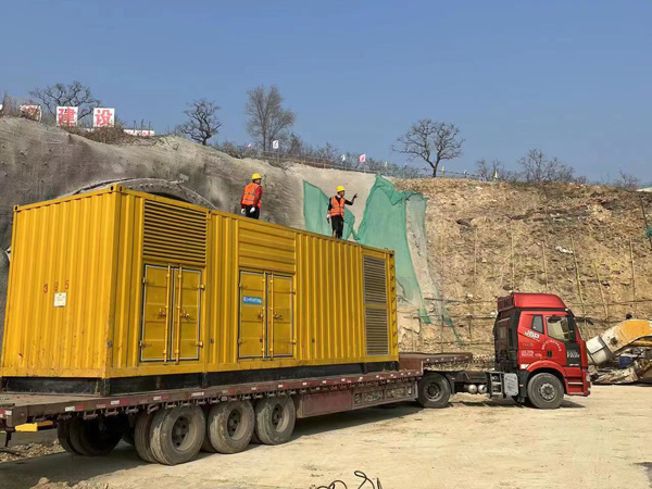 襄州发电机租赁如何根据测试结果判断机油泵的工作状态是否正常?